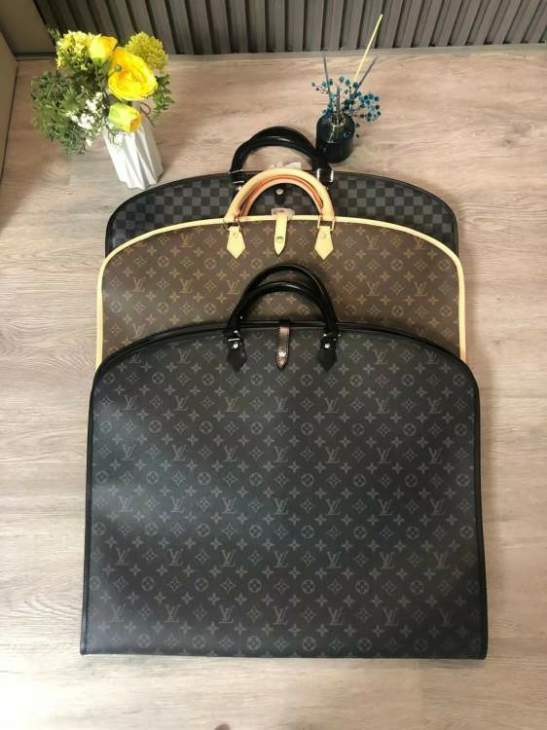 Picture of Louis Vuitton Mens Bags _SKUfw143038128fw